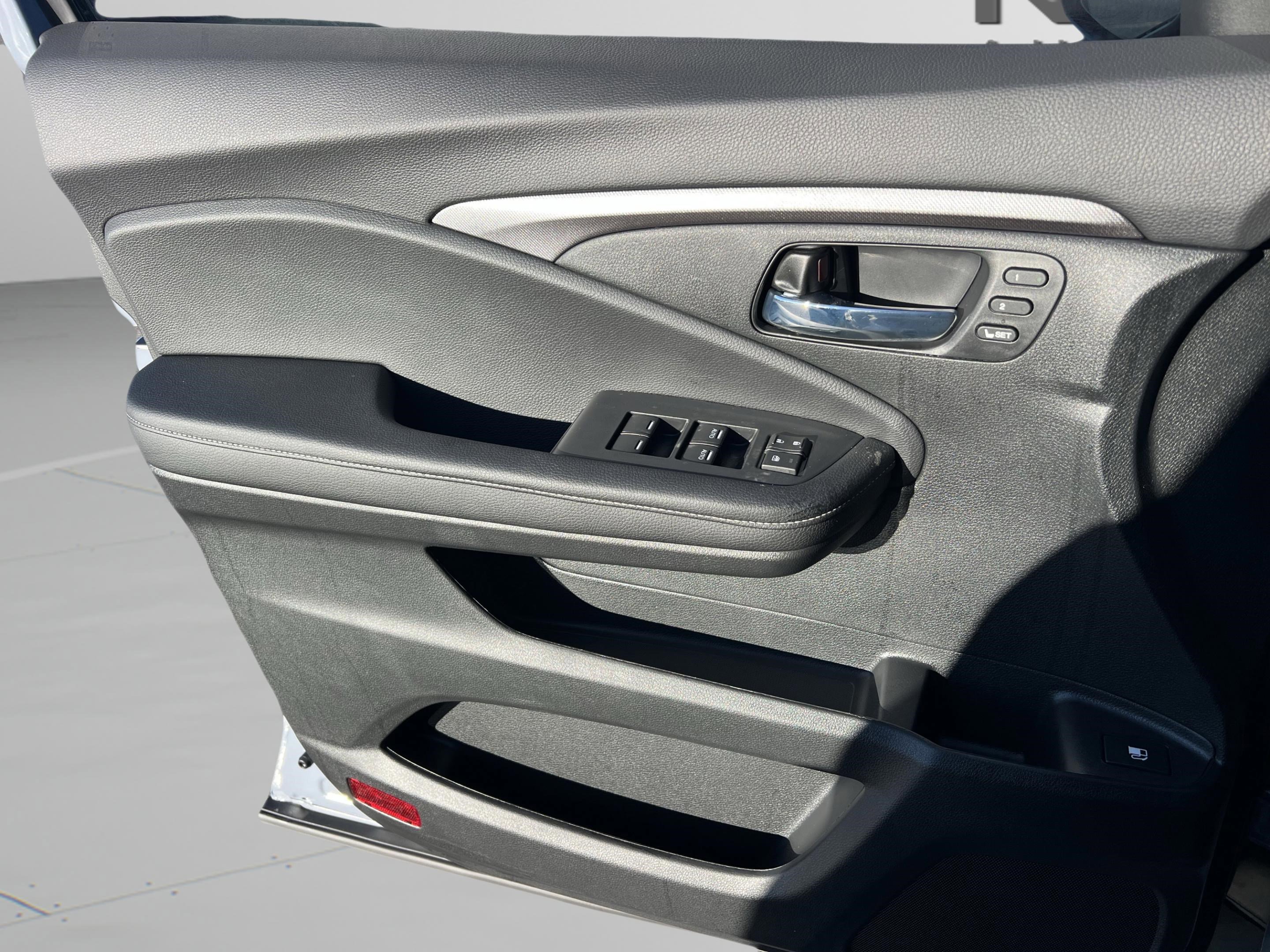 New 2026 Honda Ridgeline RTL image 24