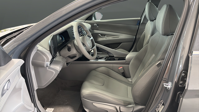 New 2026 Hyundai Elantra SEL Sport Premium FWD image 9