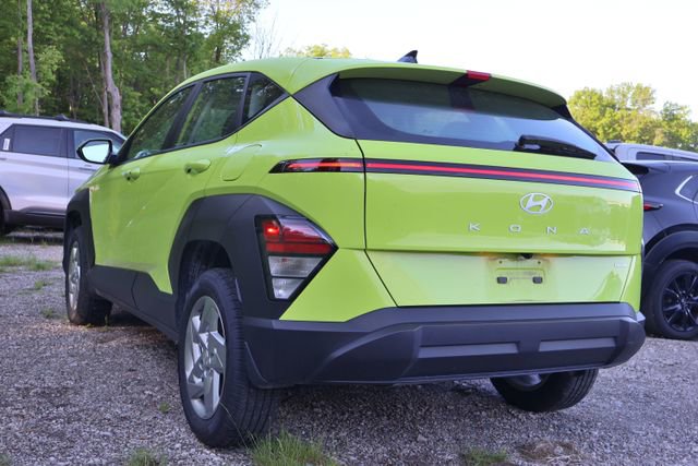 Used 2024 Hyundai Kona SE AWD/4WD image 4