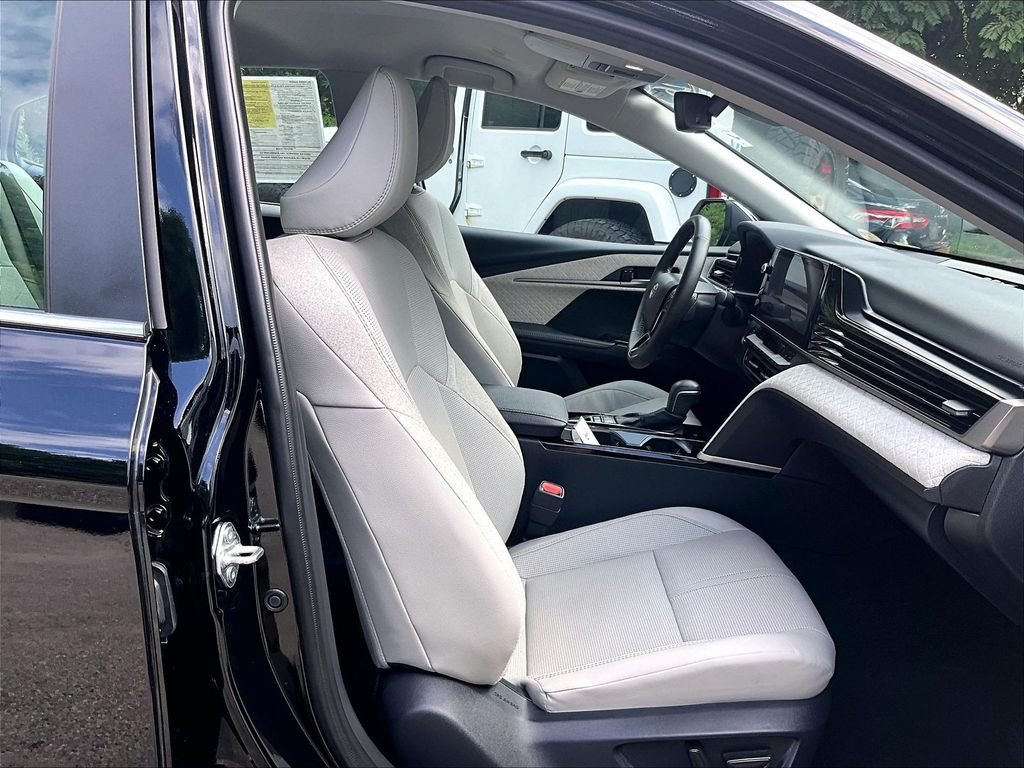 Certified 2026 Toyota Camry XLE w/ Preferred Package 2 (TMS) AWD/4WD image 11