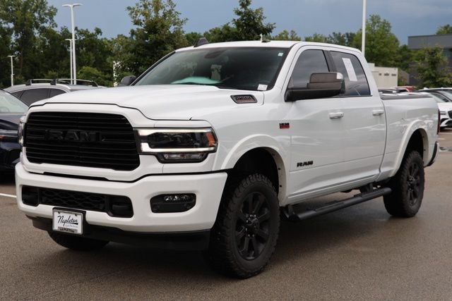 Used 2022 RAM 2500 Laramie w/ Night Edition AWD/4WD image 3