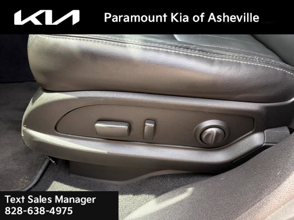 Used 2015 GMC Acadia Denali AWD/4WD image 19