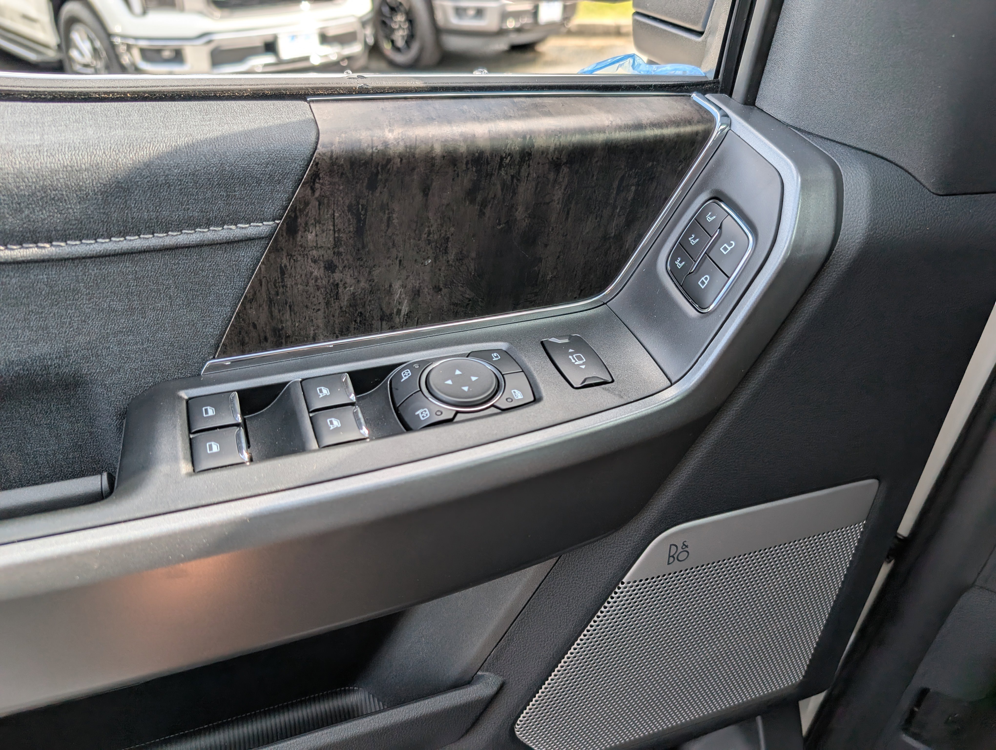 New 2026 Ford F350 Lariat w/ Lariat Ultimate Package image 18