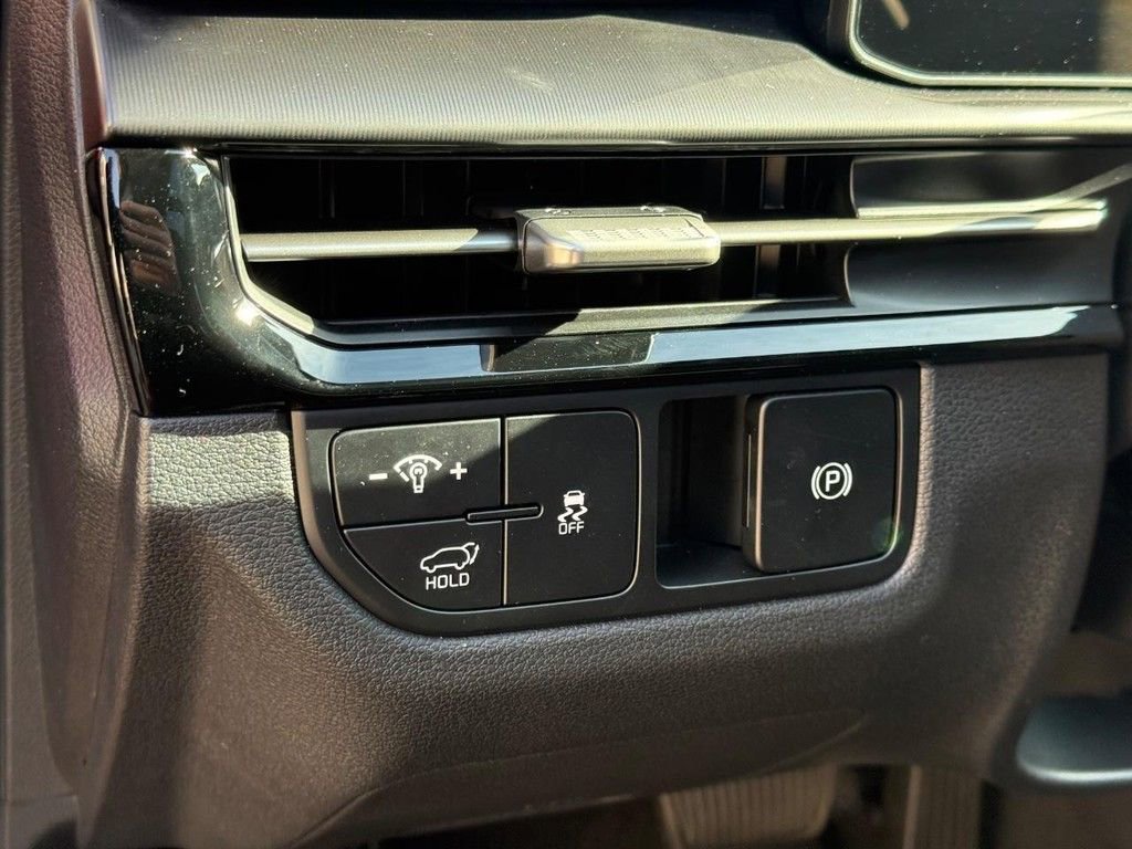 New 2026 Kia Sportage SX image 18