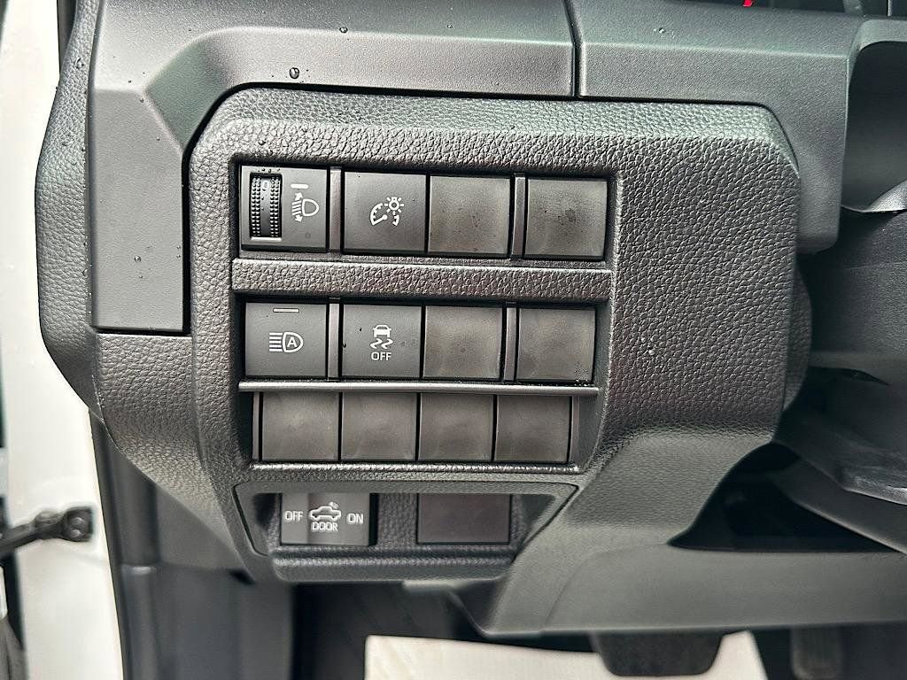 Certified 2025 Toyota Tacoma SR image 16