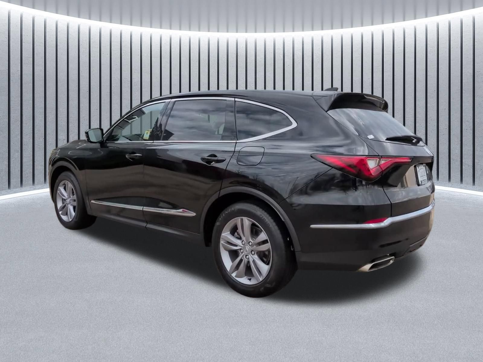 Used 2023 Acura MDX SH-AWD image 12