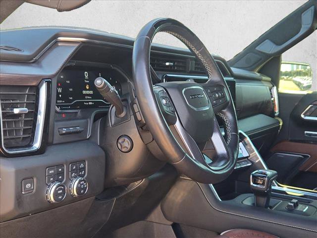 Used 2023 GMC Sierra 1500 Denali Ultimate AWD/4WD image 9