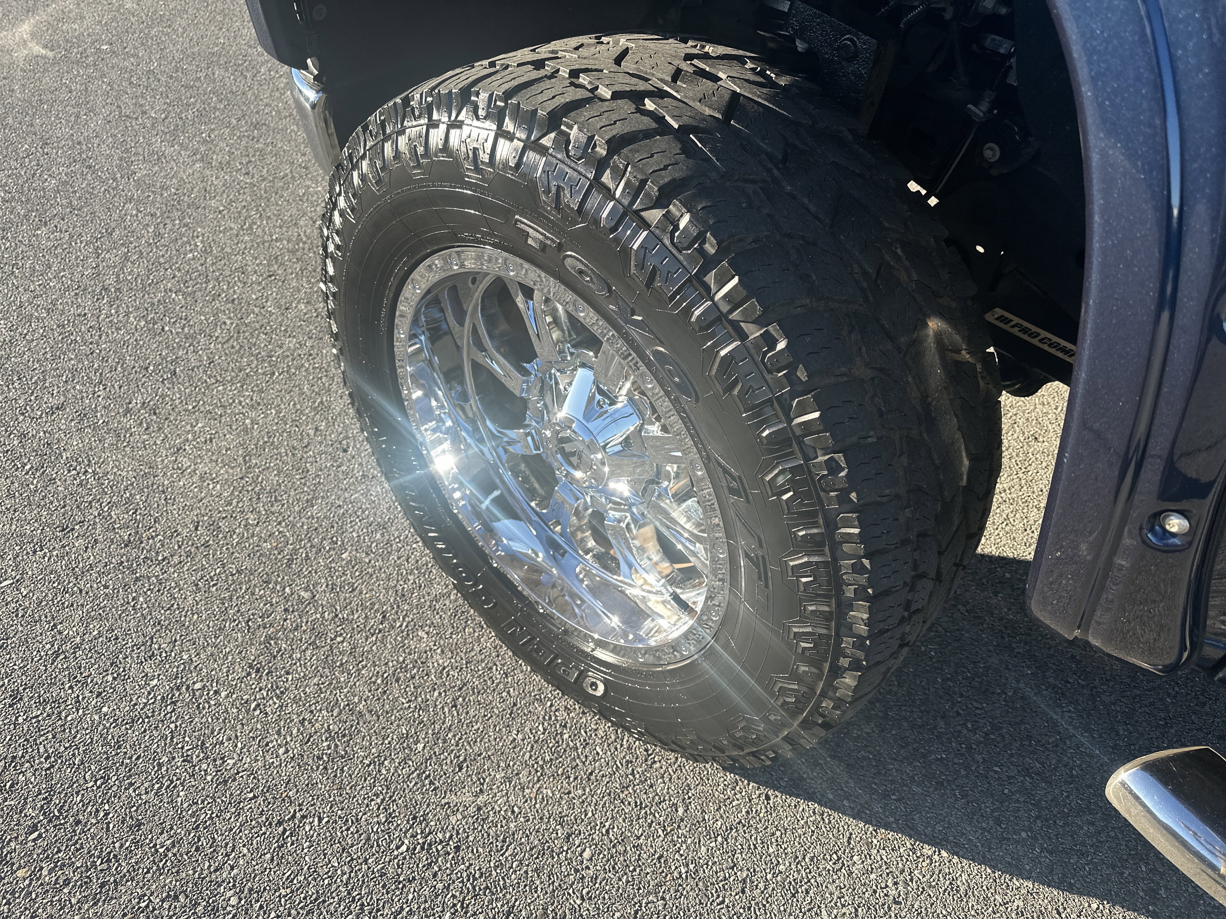 Used 2019 Chevrolet Silverado 1500 LT w/ All-Star Edition image 13