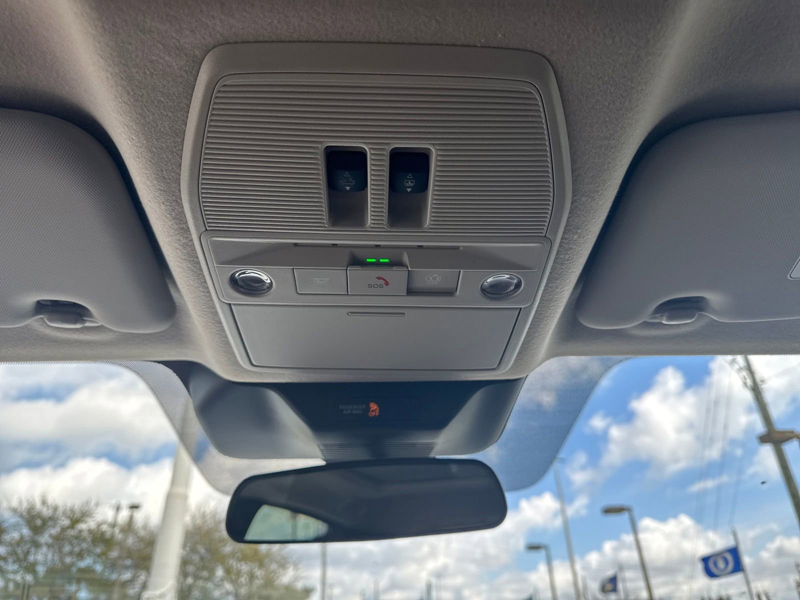 New 2026 Nissan Kicks SR w/ SR Premium Package FWD image 23