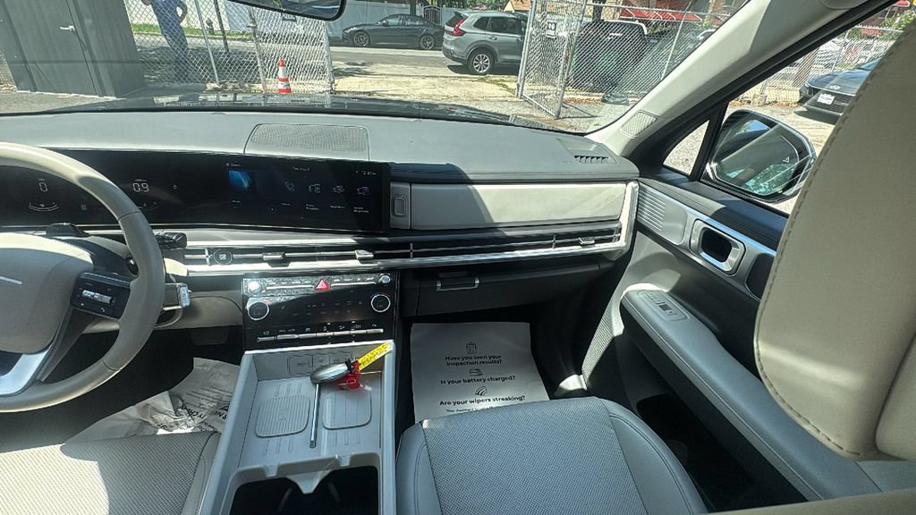 Used 2026 Hyundai Santa Fe SEL AWD/4WD image 27