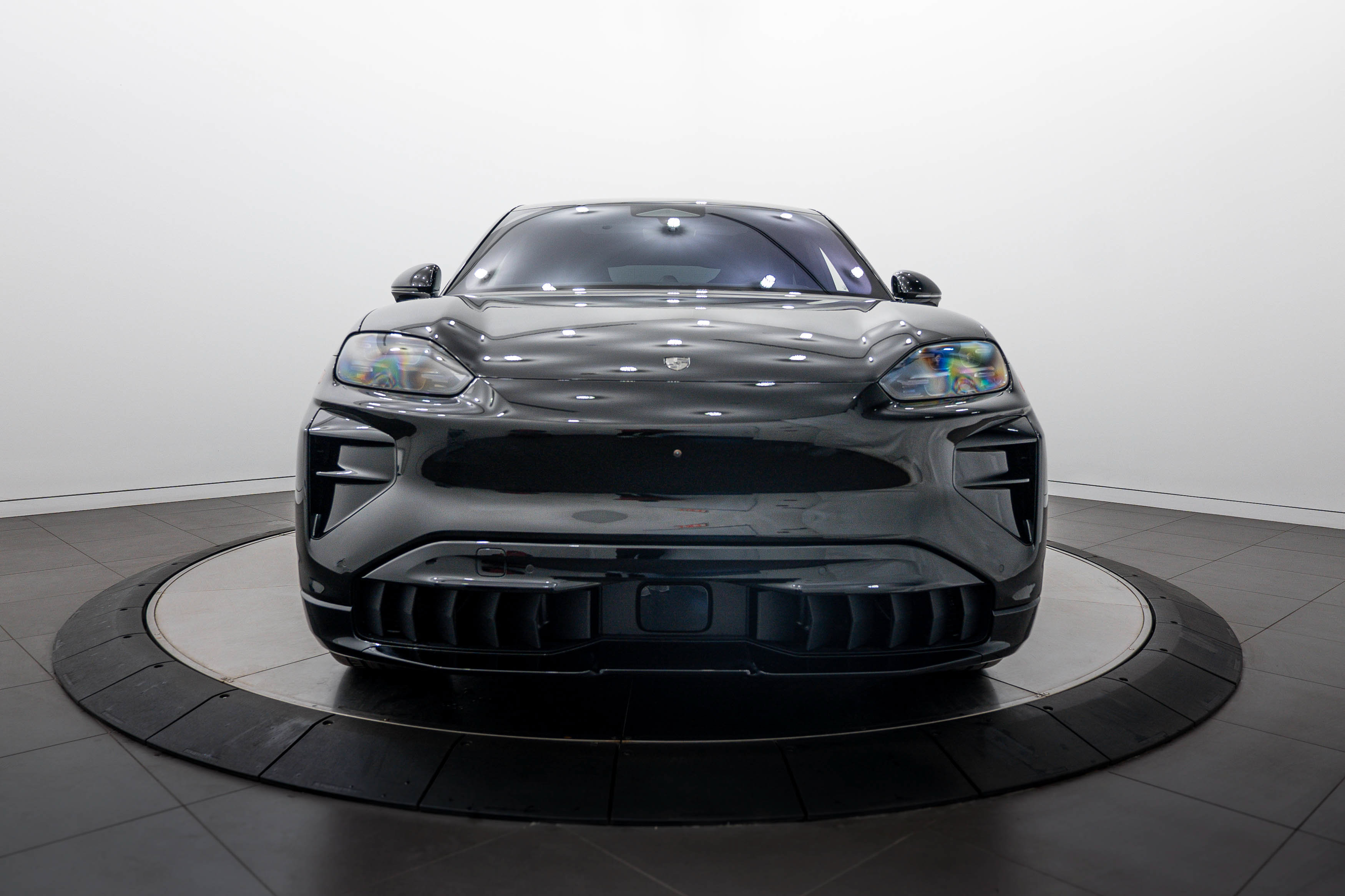 New 2026 Porsche Cayenne Turbo AWD/4WD image 10