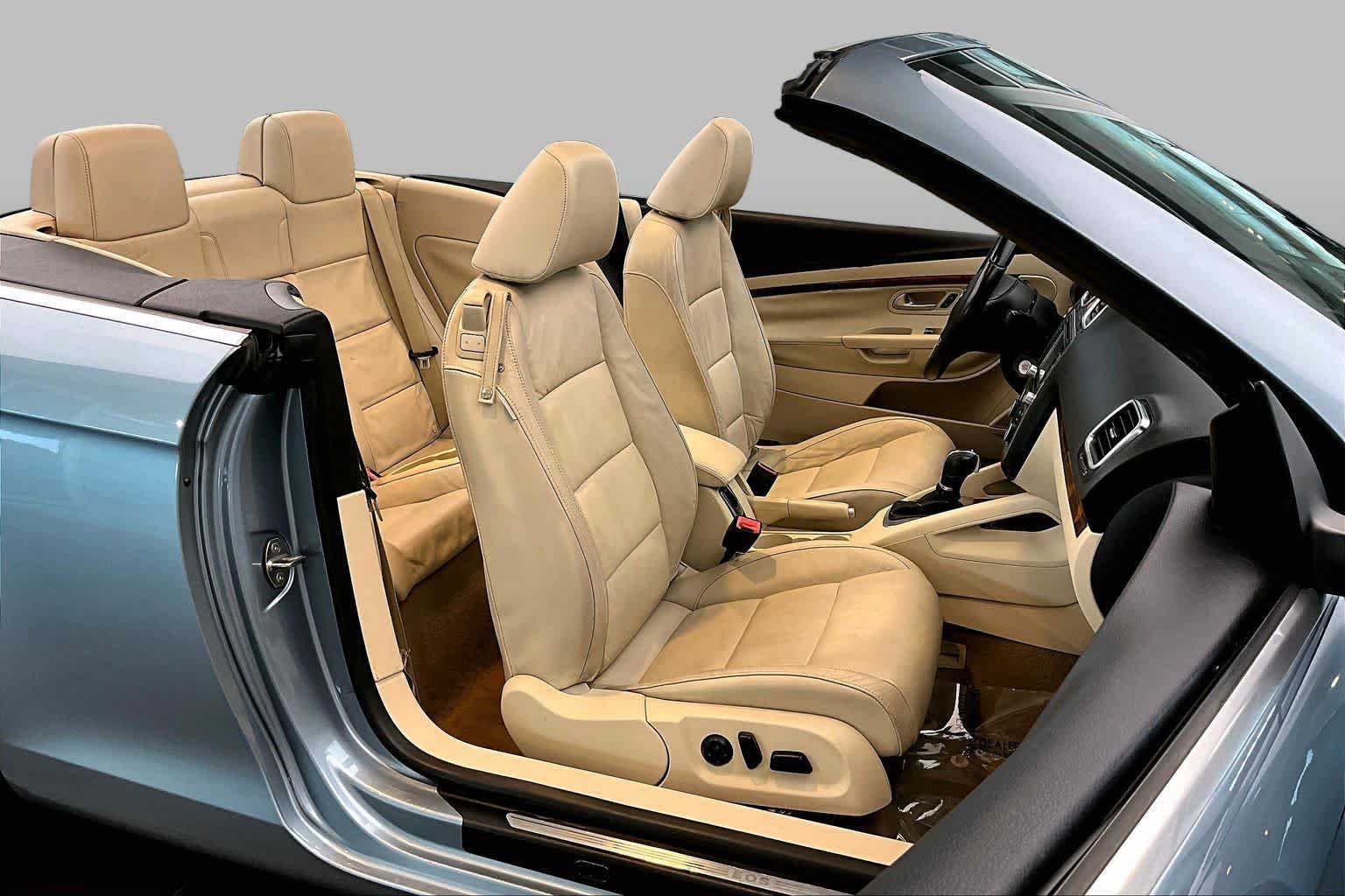 Used 2012 Volkswagen Eos Executive FWD image 8