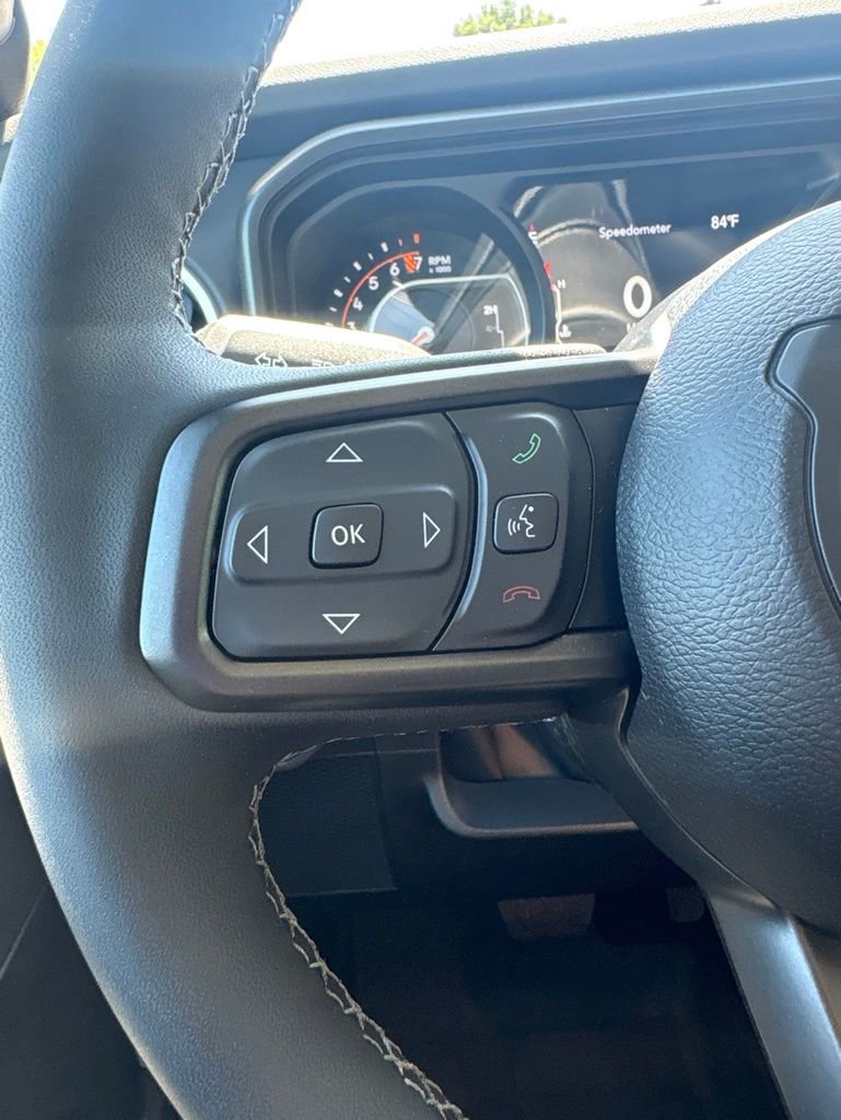 New 2026 Jeep Gladiator Sport AWD/4WD image 5