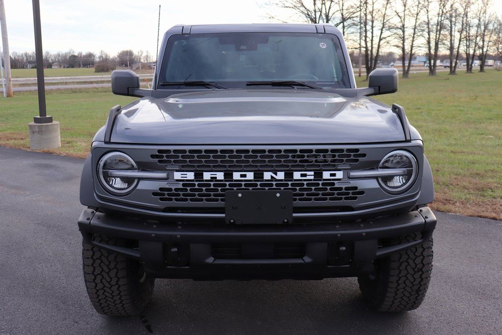 New 2025 Ford Bronco Badlands w/ Sasquatch Package image 2