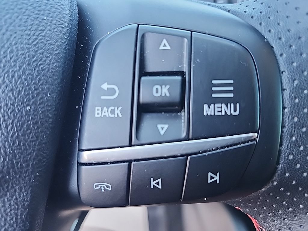 Used 2025 Ford Escape ST-Line w/ Tech Pack #1 FWD image 15