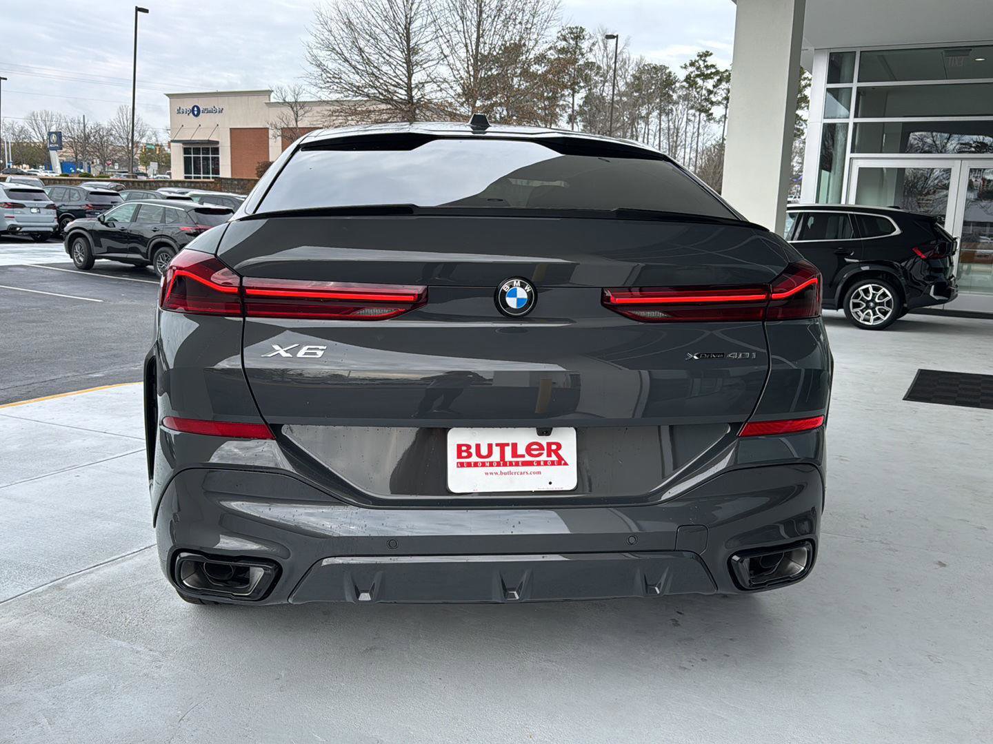 New 2026 BMW X6 xDrive40i w/ Executive Package image 4