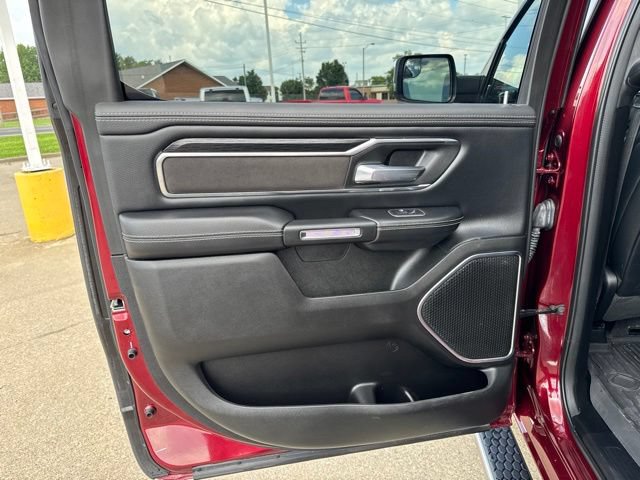 Used 2024 RAM 1500 Laramie AWD/4WD image 20