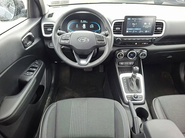 Certified 2026 Hyundai Venue SEL FWD image 11