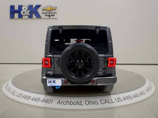 Used 2021 Jeep Wrangler Unlimited Sahara AWD/4WD image 5