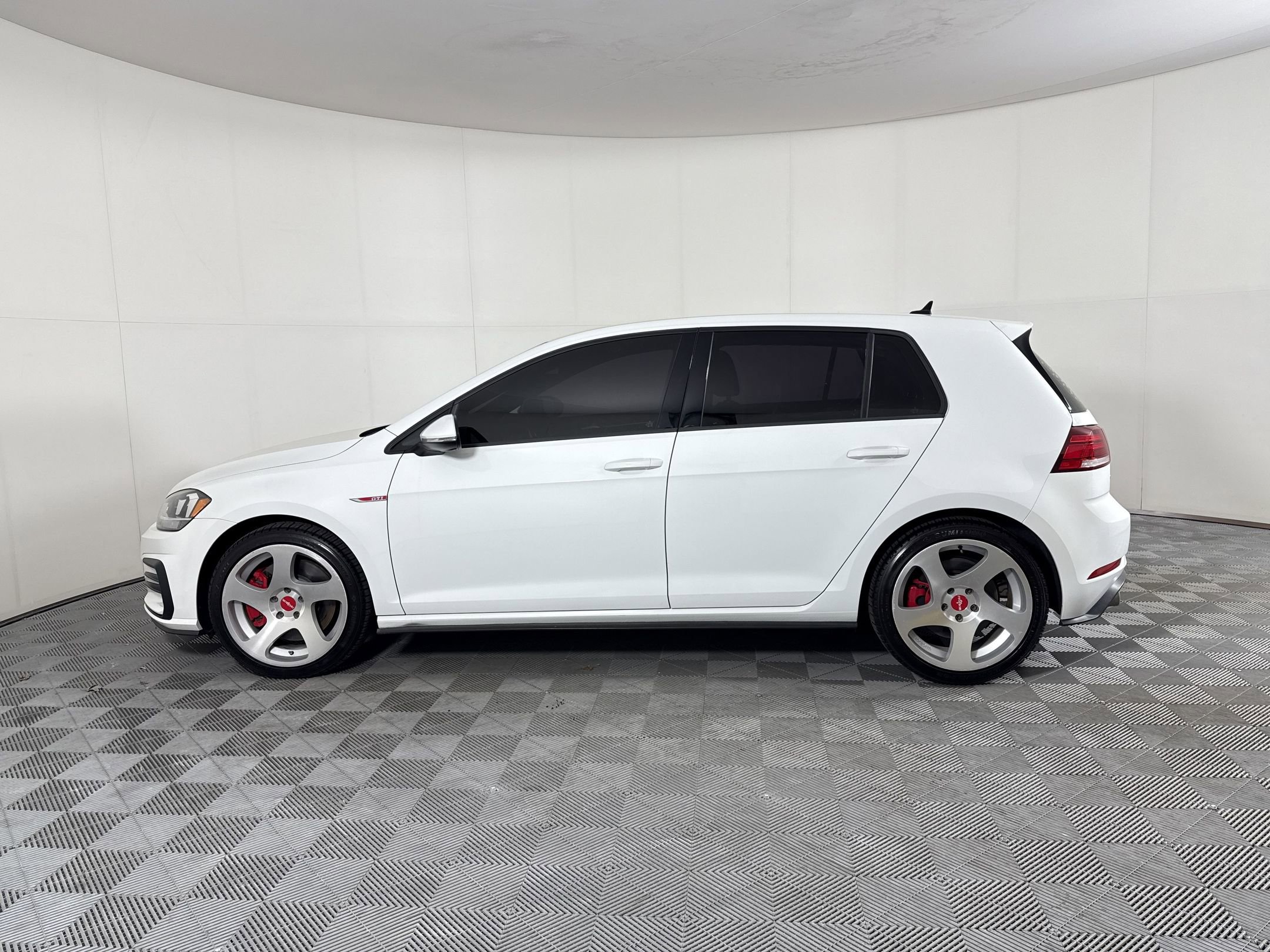 Used 2020 Volkswagen GTI S FWD image 2