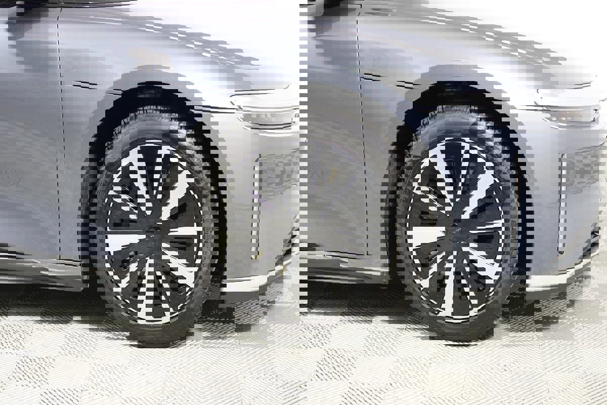 Used 2024 Lucid Air Touring image 43