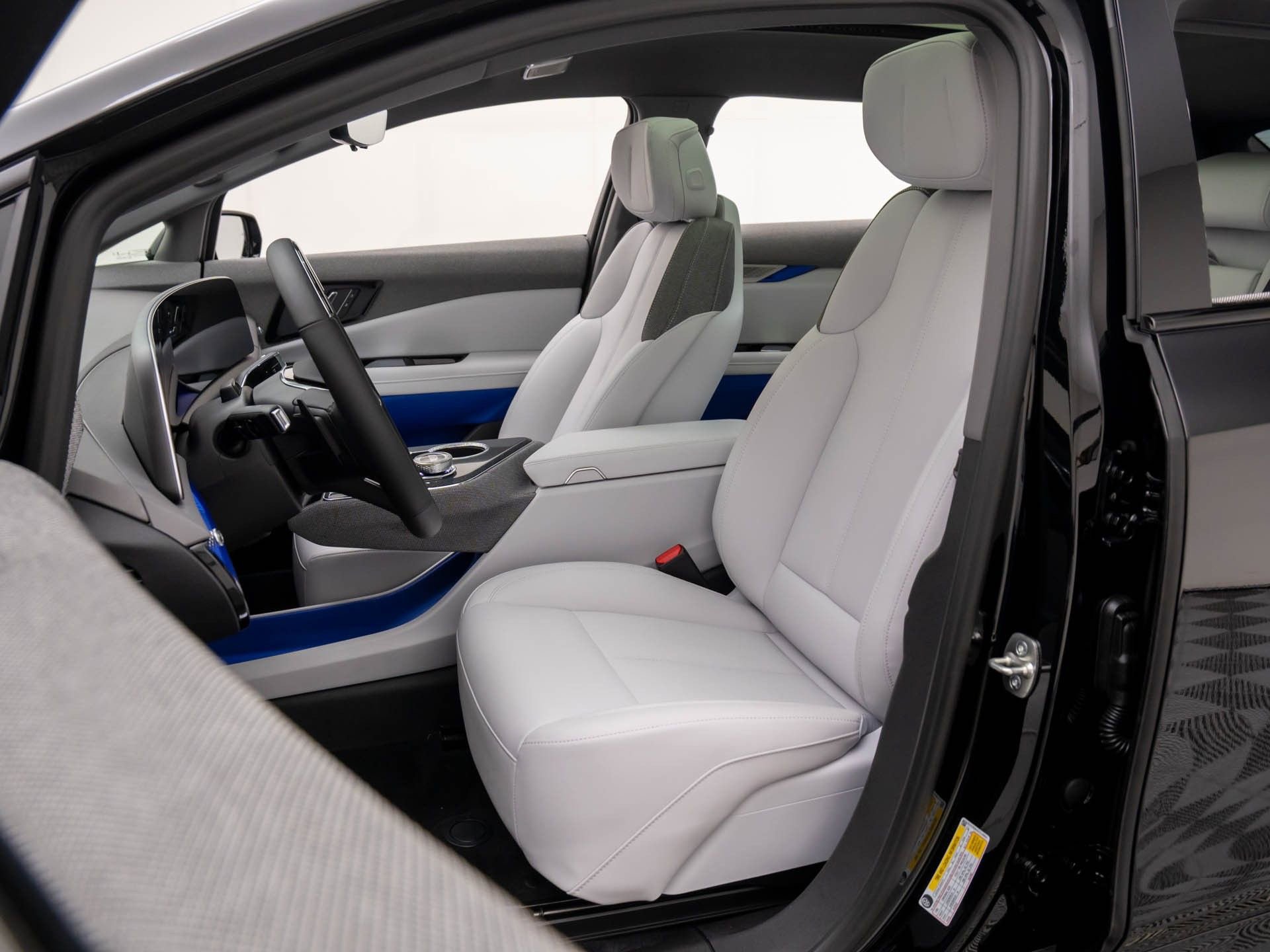 New 2026 Cadillac Optiq Sport 1 image 10