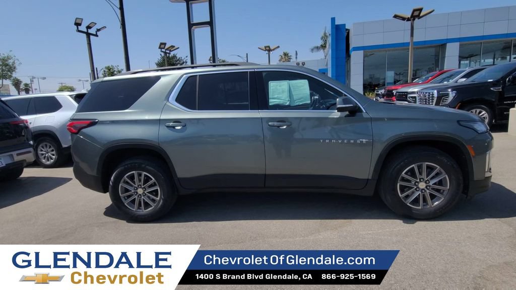 Certified 2023 Chevrolet Traverse LT FWD image 9
