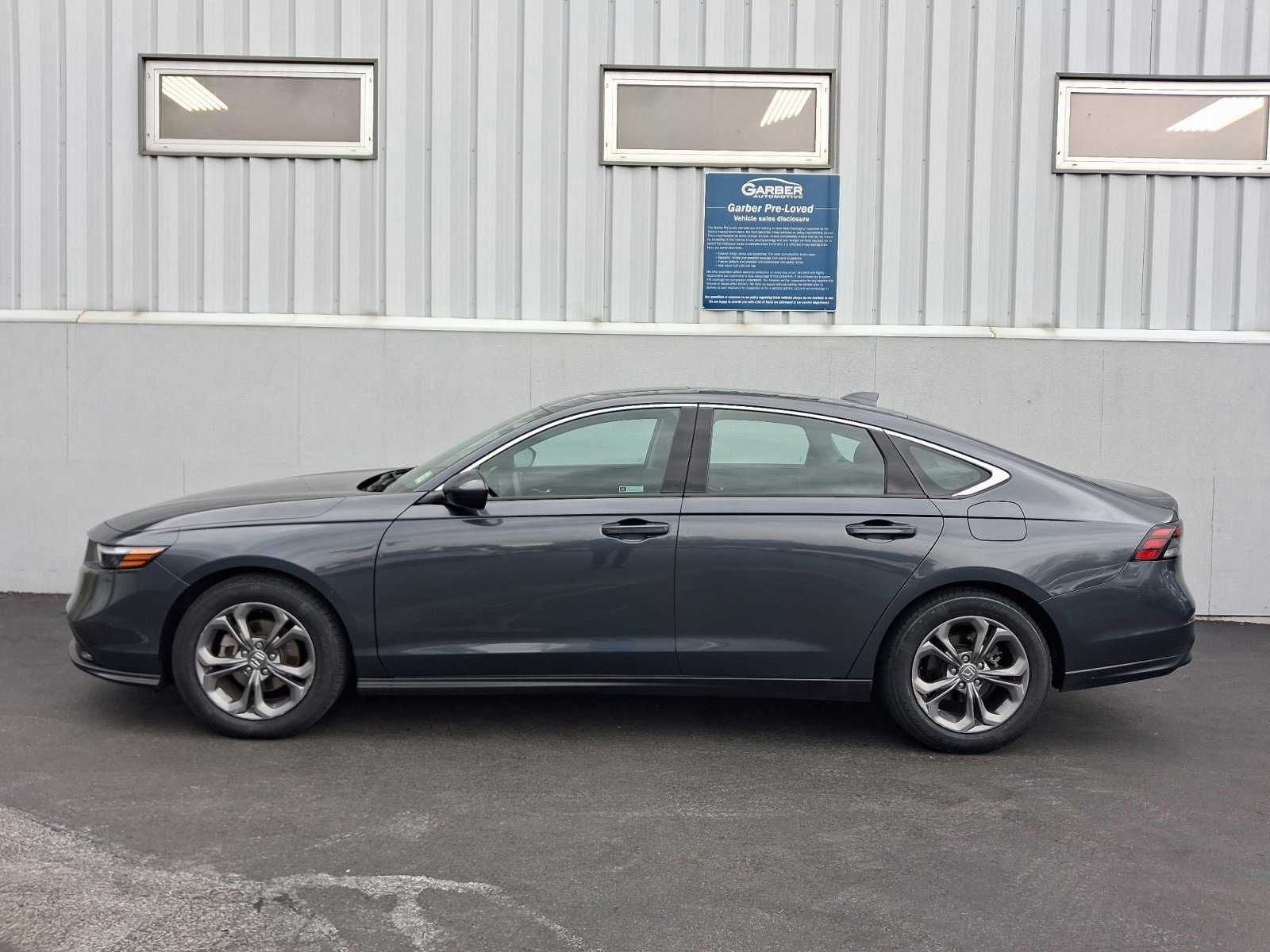 Used 2024 Honda Accord EX image 2