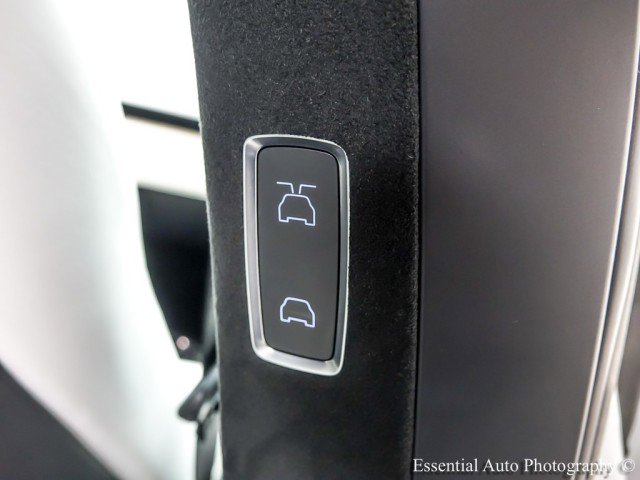 Used 2022 Tesla Model X AWD/4WD image 40