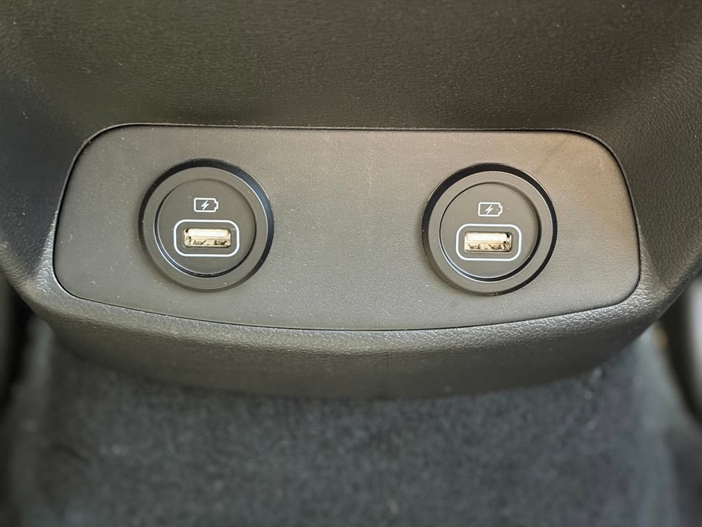 Used 2023 Hyundai Santa Fe SEL AWD/4WD image 16