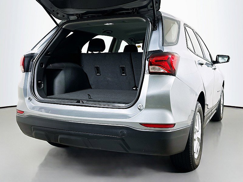 Used 2023 Chevrolet Equinox LS image 23