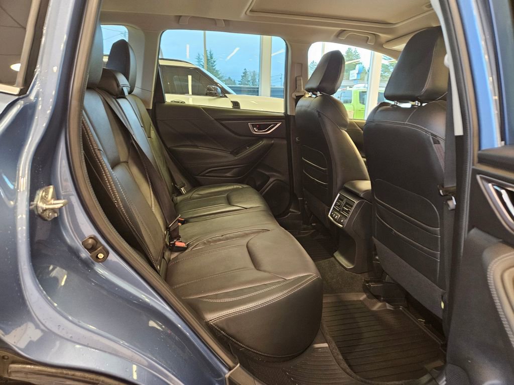 Used 2023 Subaru Forester Touring w/ Popular Package #2 image 31