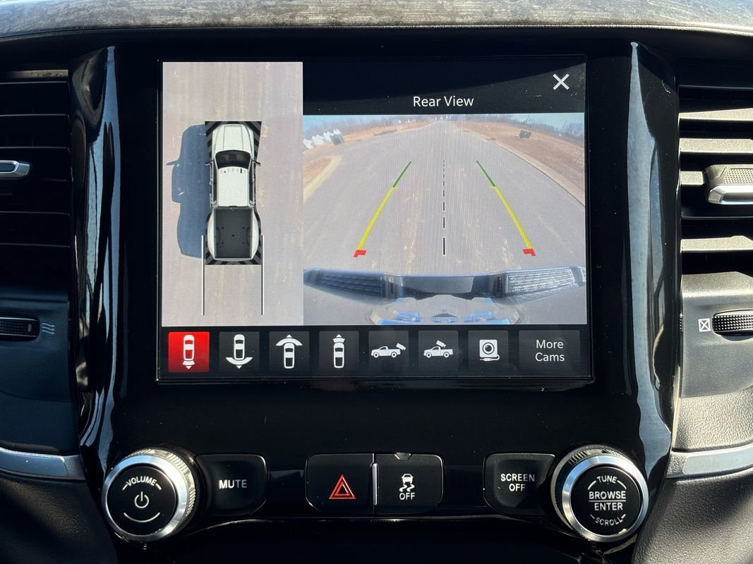 Used 2024 RAM 3500 Big Horn w/ Towing Technology Group image 40