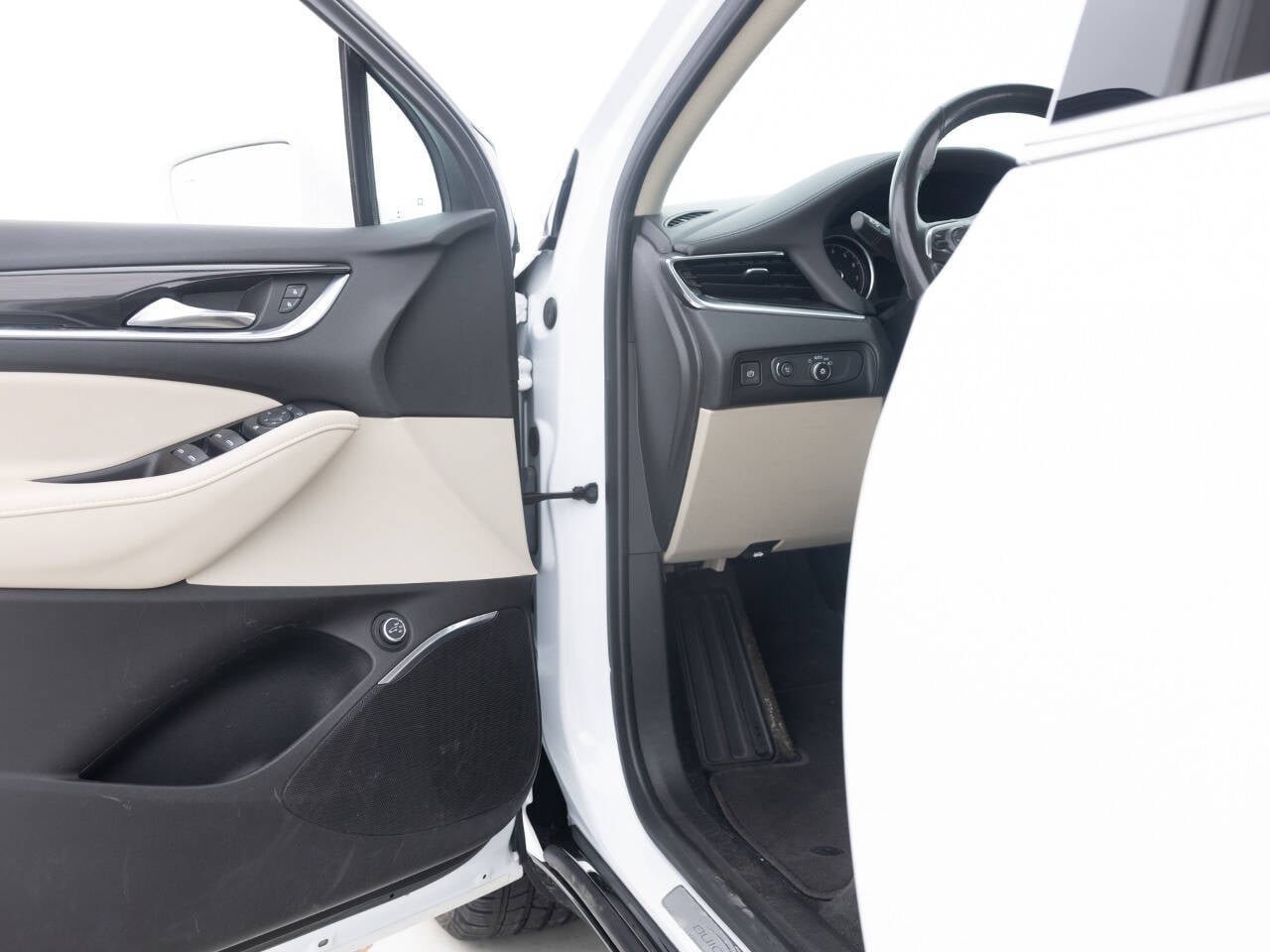 Used 2019 Buick Enclave Essence AWD/4WD image 24