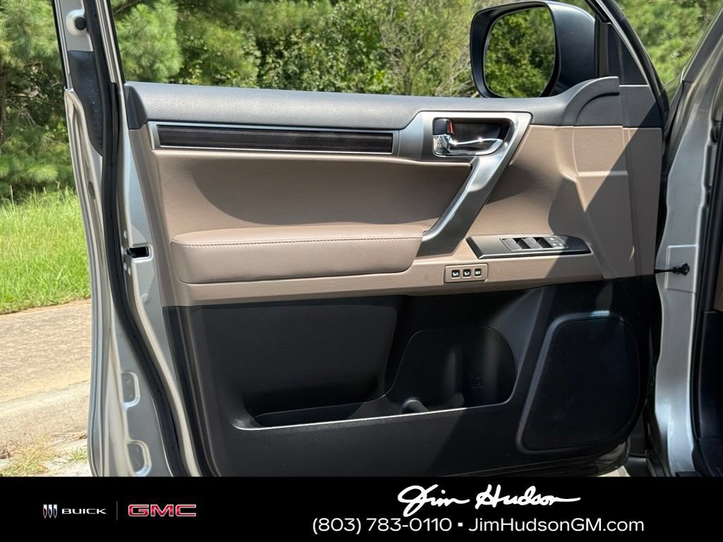 Used 2022 Lexus GX 460 Premium w/ Premium Package AWD/4WD image 21
