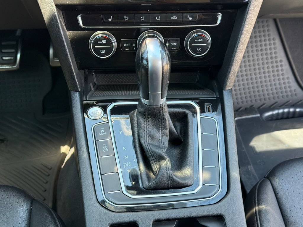 Used 2019 Volkswagen Arteon SE AWD/4WD image 10