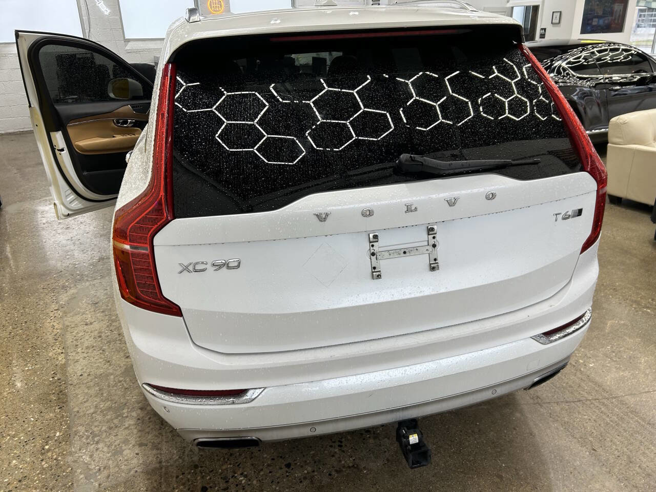 Used 2016 Volvo XC90 T6 Inscription w/ Vision Package image 15