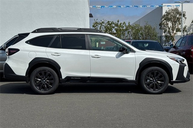New 2025 Subaru Outback Onyx Edition image 3