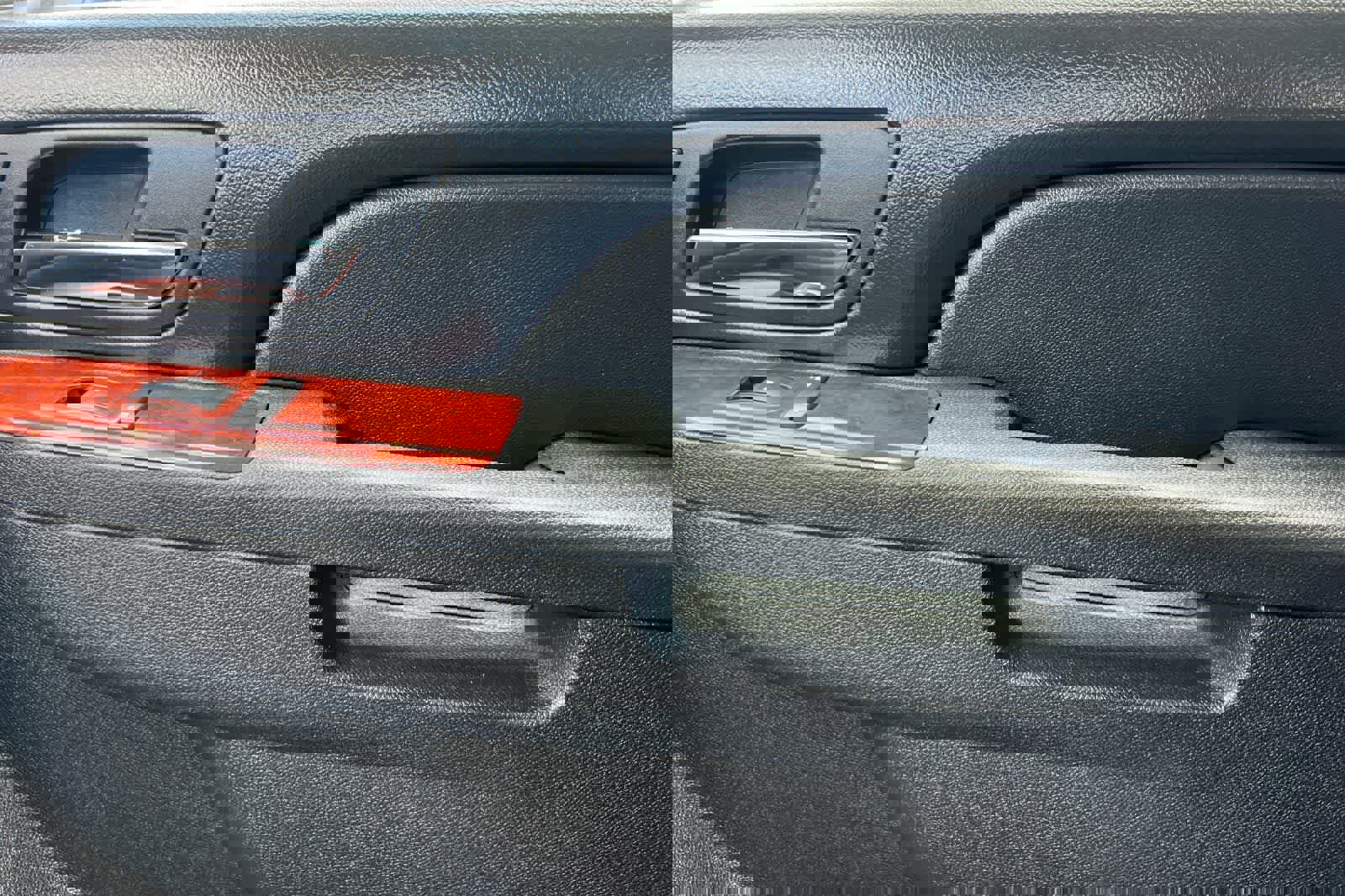 Used 2012 Chevrolet Avalanche LT image 20