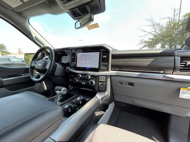 New 2025 Ford F150 Lariat w/ Equipment Group 502A High image 36