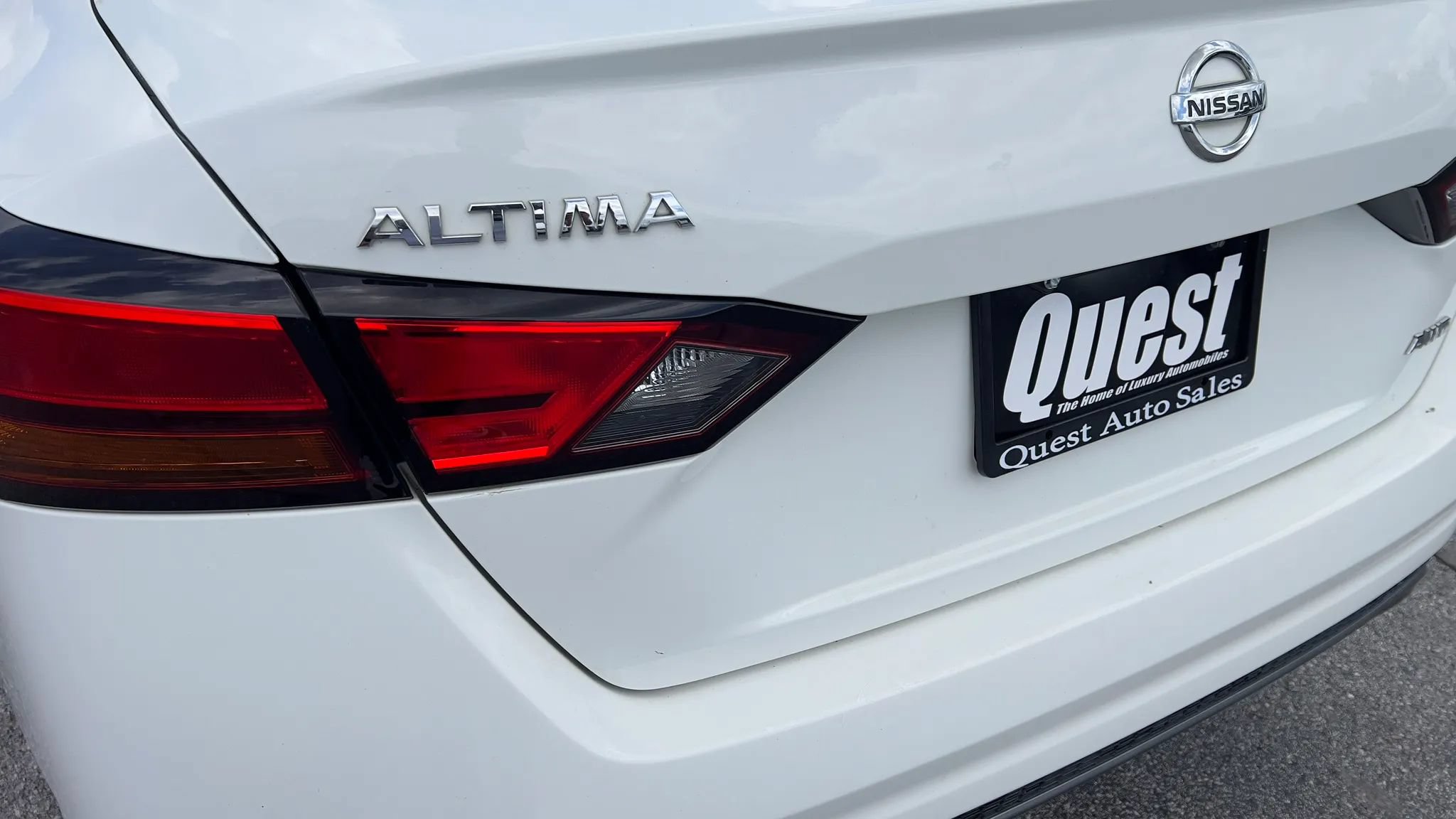 Used 2019 Nissan Altima 2.5 SR AWD/4WD image 9