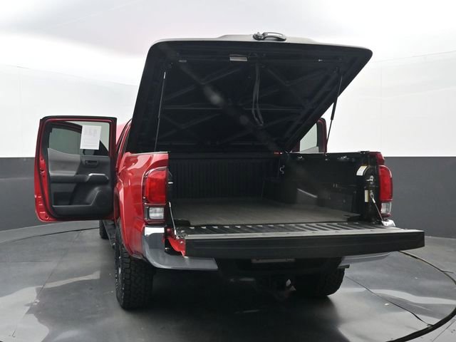 Used 2021 Toyota Tacoma SR5 RWD image 36