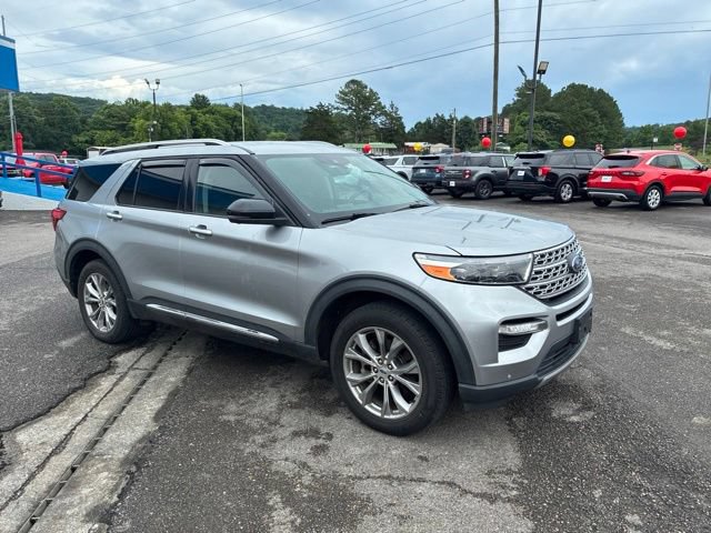 Used 2021 Ford Explorer Limited AWD/4WD image 2
