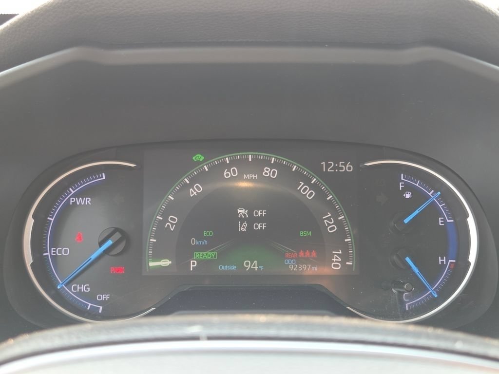 Used 2019 Toyota RAV4 XSE w/ Carpet Mat Package AWD/4WD image 36