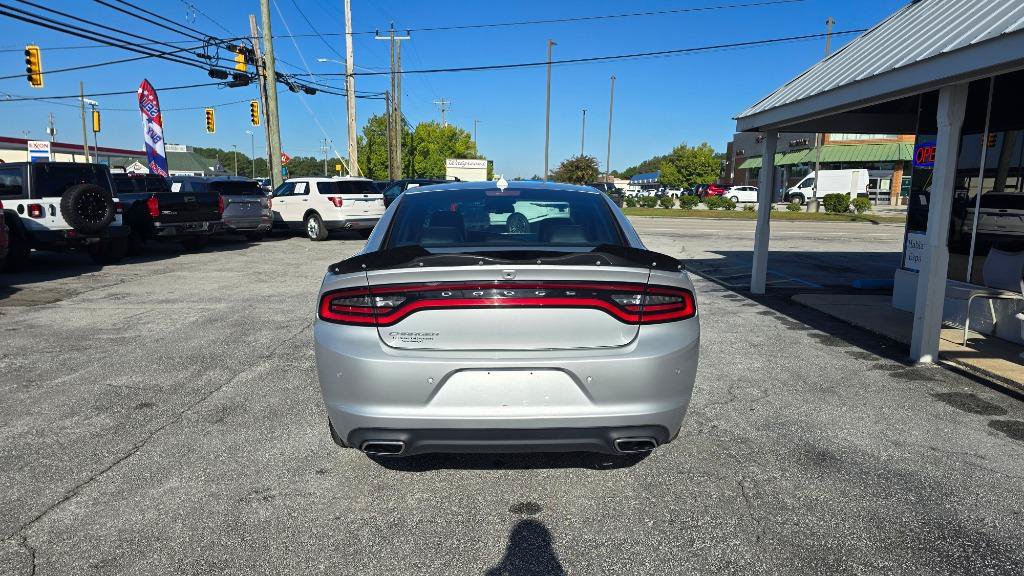 Used 2022 Dodge Charger SXT w/ Plus Group RWD image 7