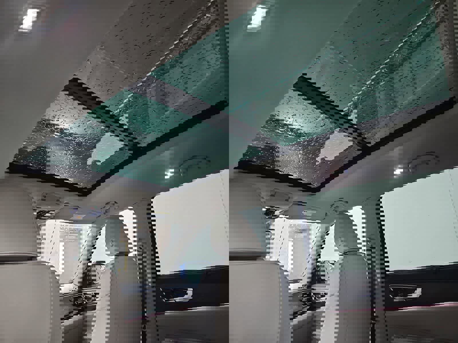 New 2026 Volkswagen Atlas SEL Premium R-Line image 22