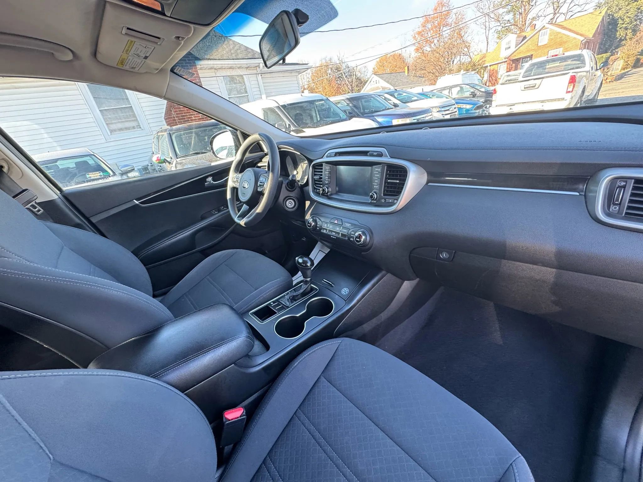 Used 2018 Kia Sorento LX Sport Utility 4D image 34