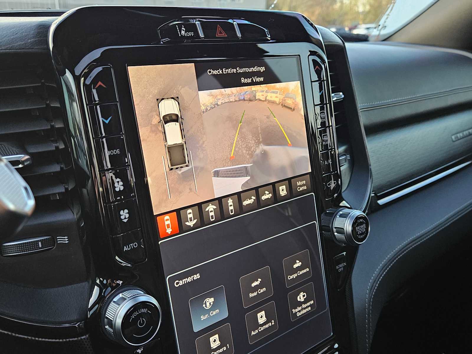 Used 2023 RAM 2500 Limited image 28