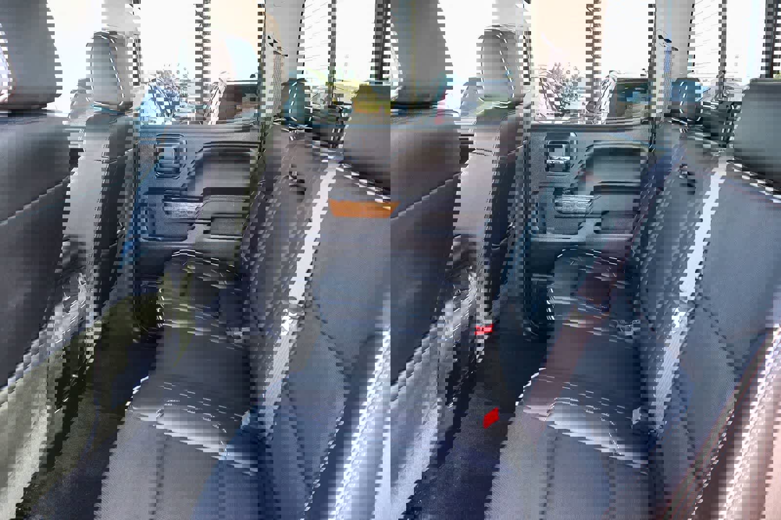 Used 2017 Chevrolet Silverado 1500 High Country image 20