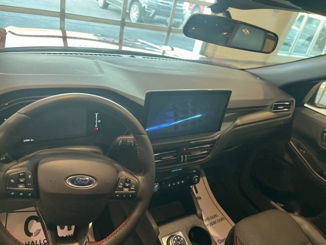 Used 2023 Ford Escape ST-Line w/ Tech Pack #1 image 12